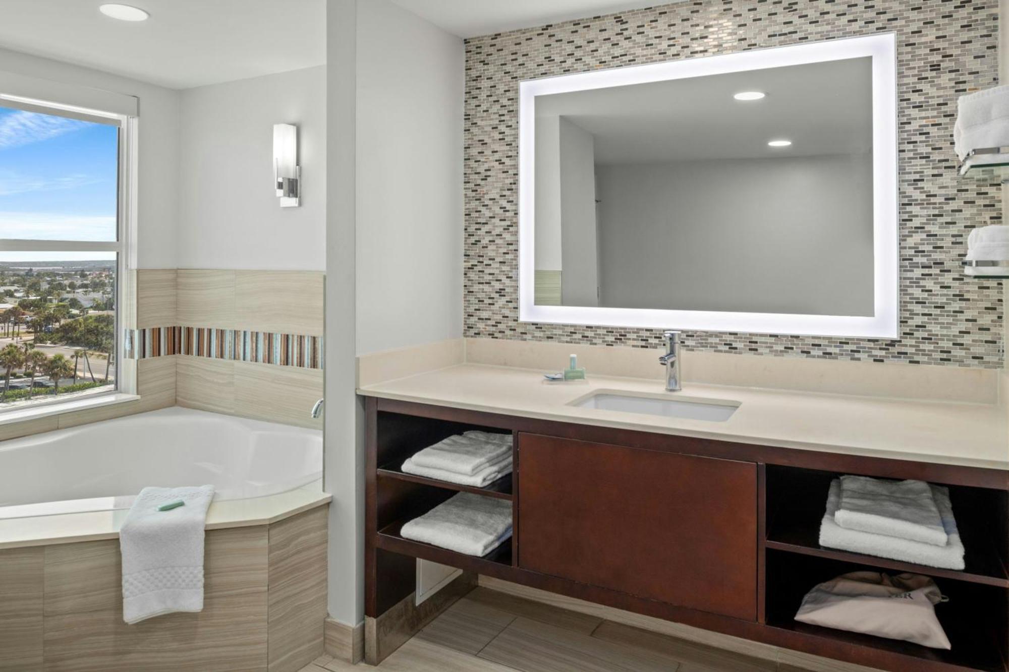 Daytona Beach Shores Residence Inn By Marriott Daytona Beach Oceanfront מראה חיצוני תמונה