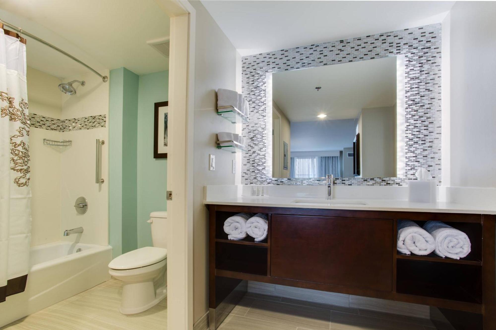 Daytona Beach Shores Residence Inn By Marriott Daytona Beach Oceanfront מראה חיצוני תמונה